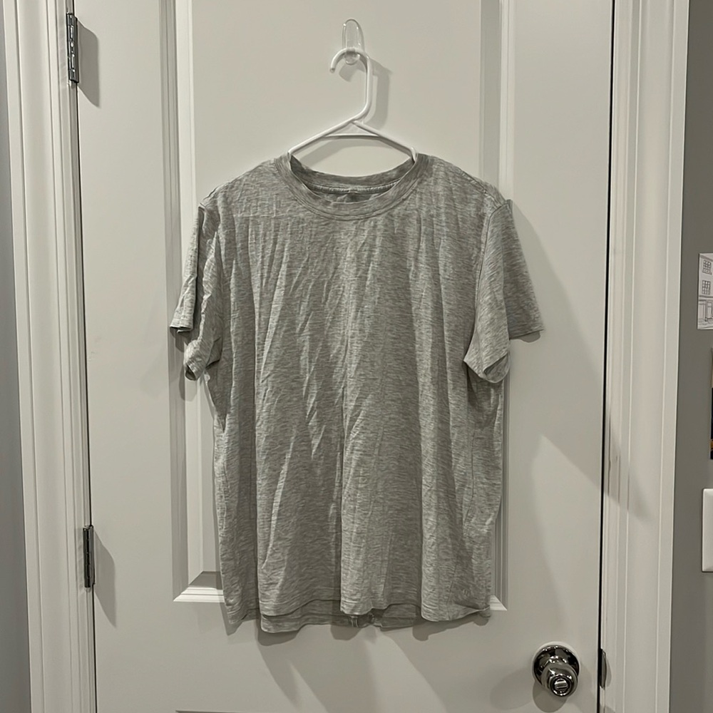 Lululemon Relaxed Fit T Shirt